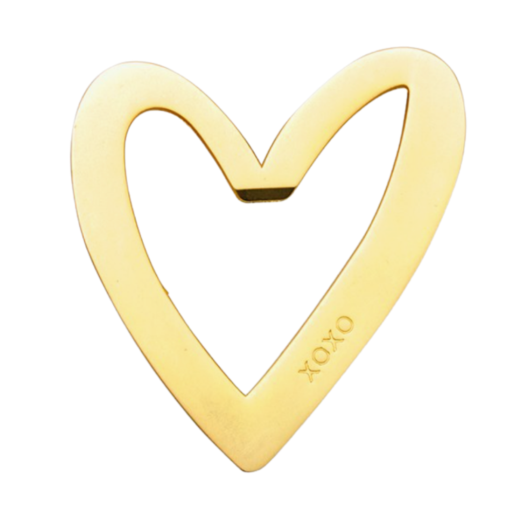 Elegant gold bottle opener in heart design, perfect for special occasions.