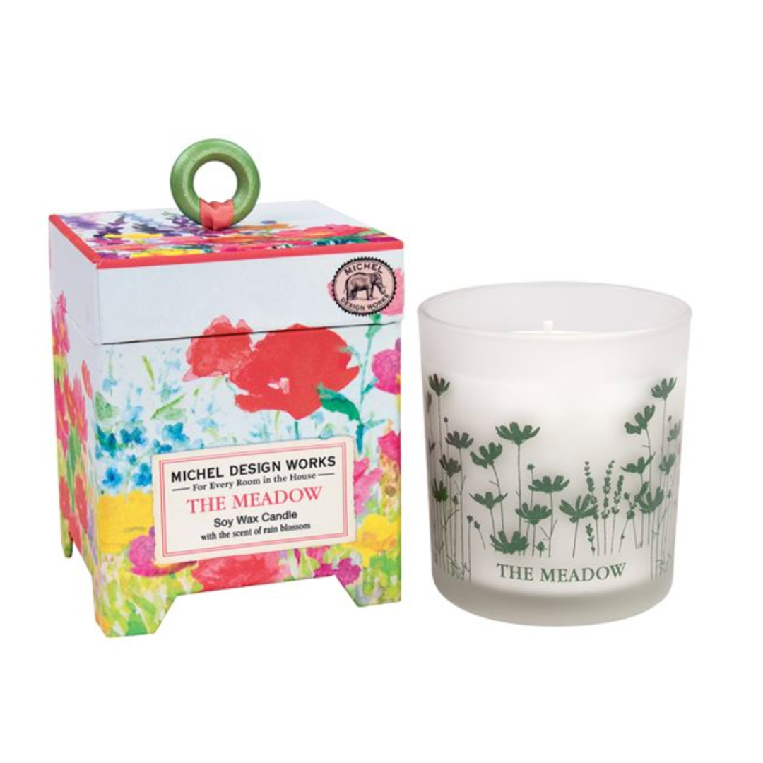Lush floral meadow in a soothing 6.5oz soy wax candle, elegantly gift boxed for relaxation and ambiance.