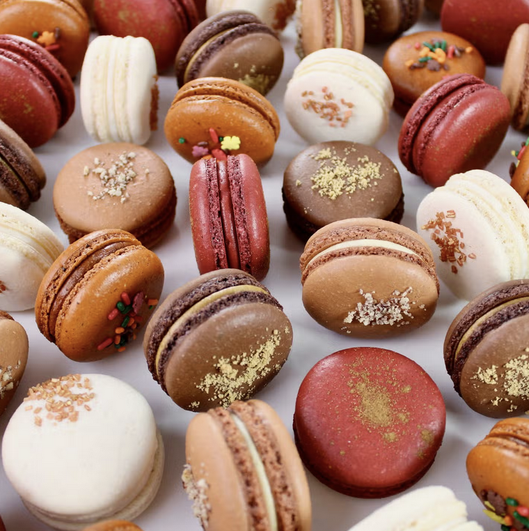 Indulge in a palette of flavors with our French Macarons - 5 Pack, sold conveniently online by Me To You Box, bringing a taste of Paris to your doorstep. A beautifully presented gift box of Savor Patisserie's French macarons, showcasing five unique flavors—Red Velvet, S'mores, Salted Caramel, Fruity Pebbles, and Chocolate—ideal for gifting or enjoying with tea.