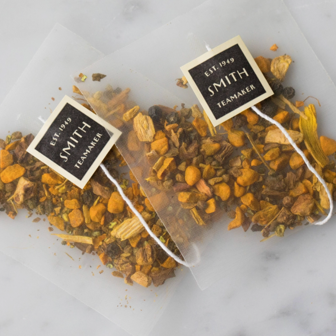 A thoughtfully curated box of 15 individually wrapped sachets of Lord Bergamot Earl Grey tea, offering rich malt, honey, and citrus notes for a luxurious tea-drinking experience.