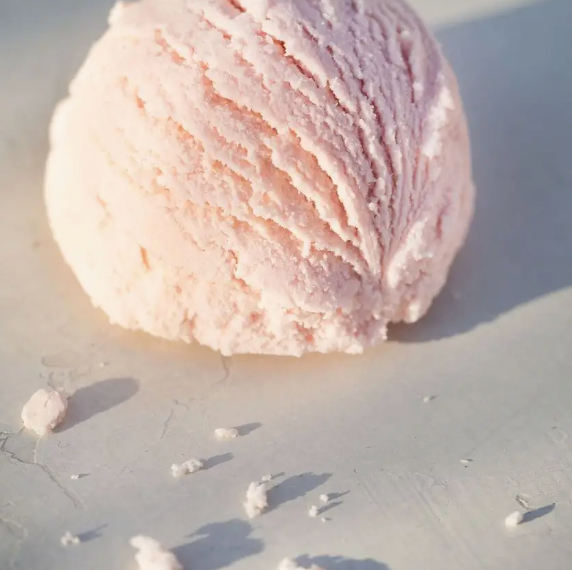 Wild rose Blissful Bath Truffle: Luxuriate in floral indulgence for a serene soak, elevating your bathing experience.